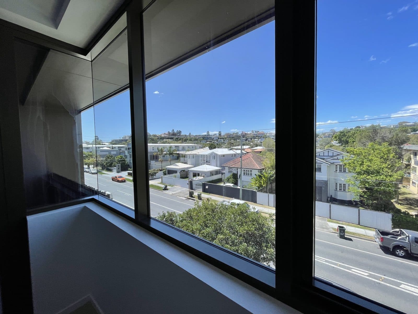 Level 3 district views over Bulimba towards Brisbane CBD